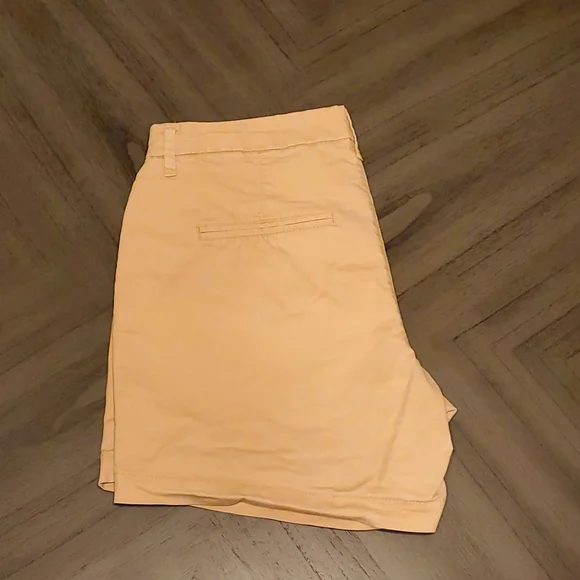 Old Navy shorts - Picture 2 of 5